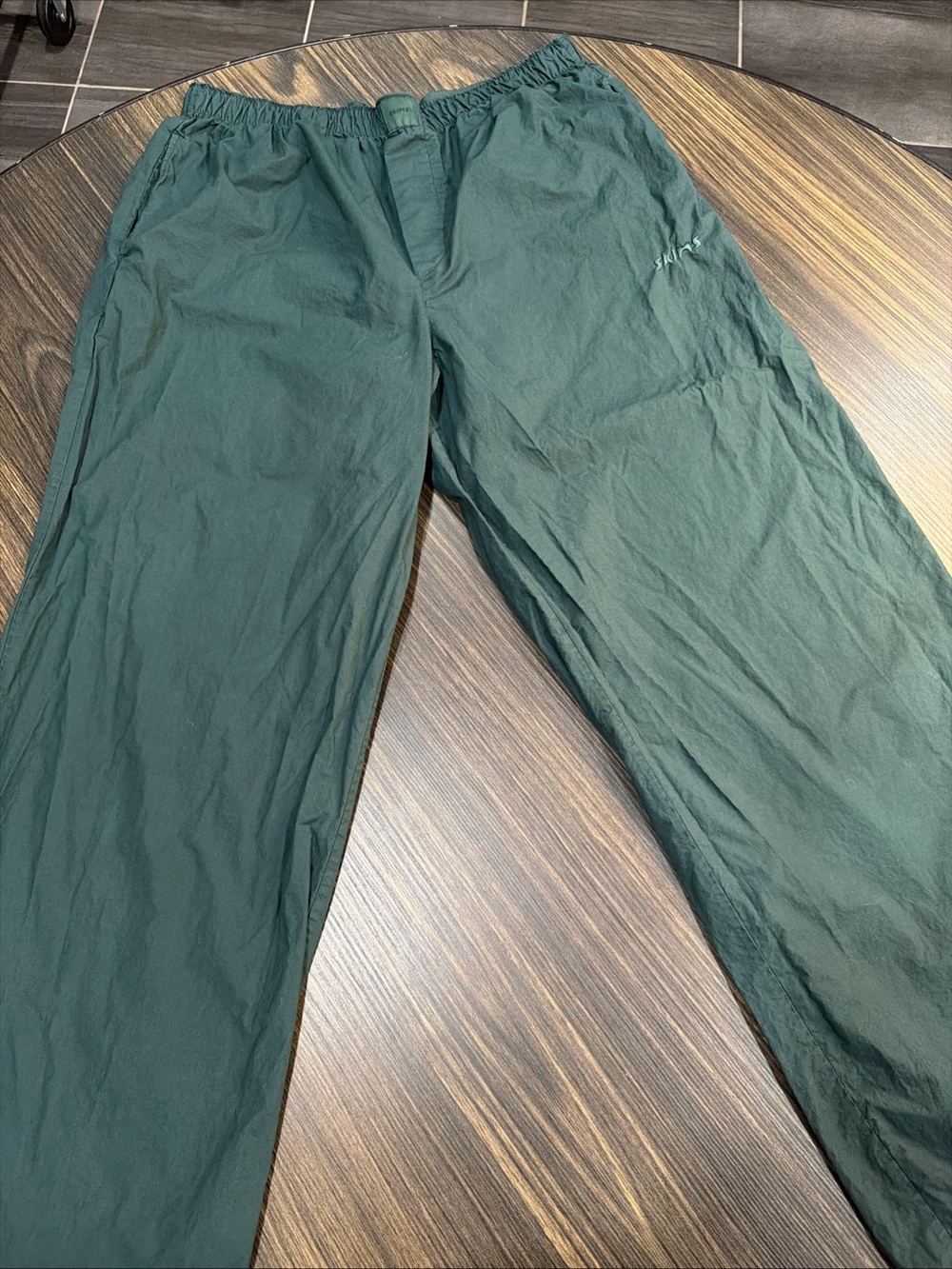 Skims Dark Forest Green Pull on Track Pants Size Large